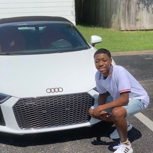 Meet your Posher, Nick